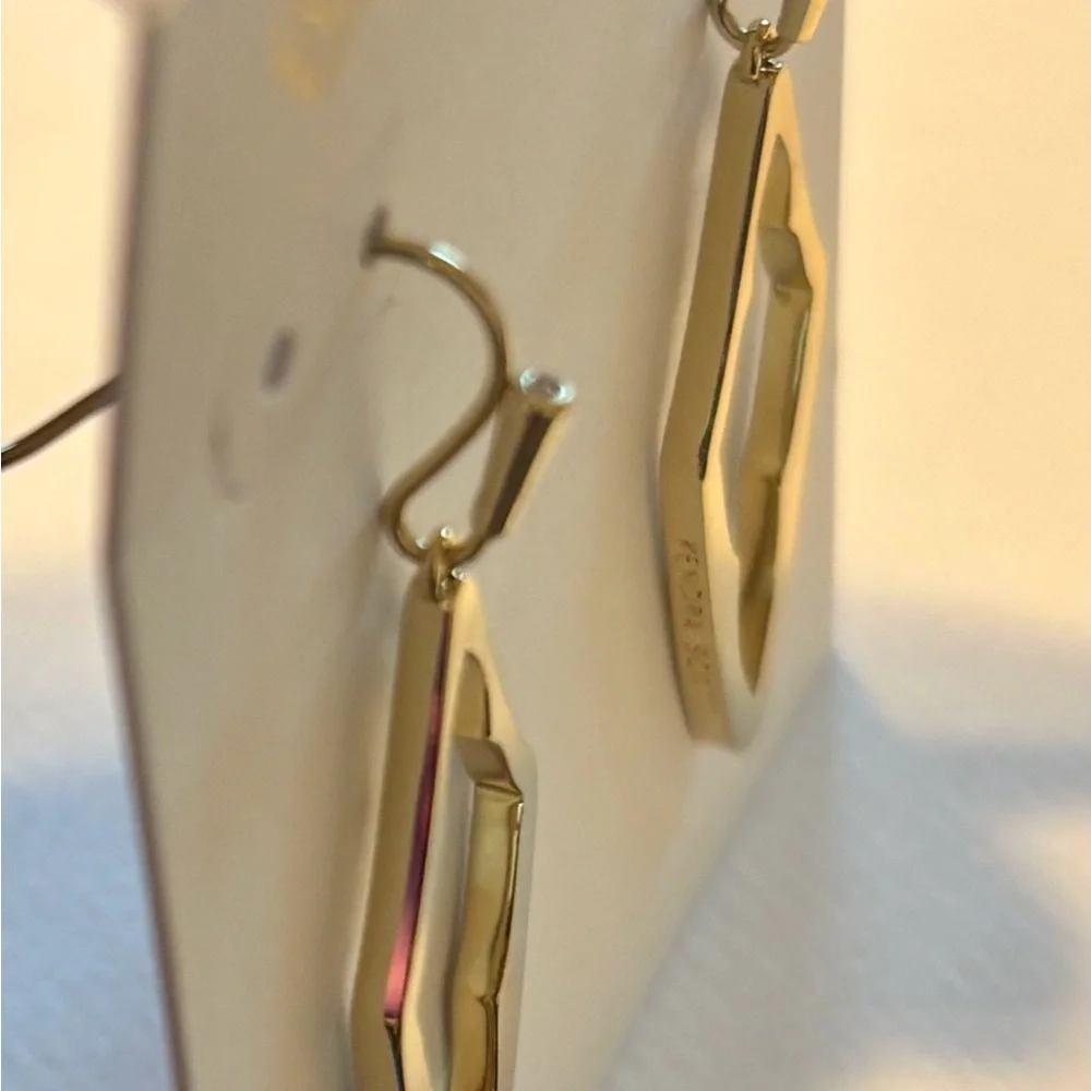 NWT Kendra Scott Elongated Abbie Open Fram Gold Earrings - Picture 2 of 4